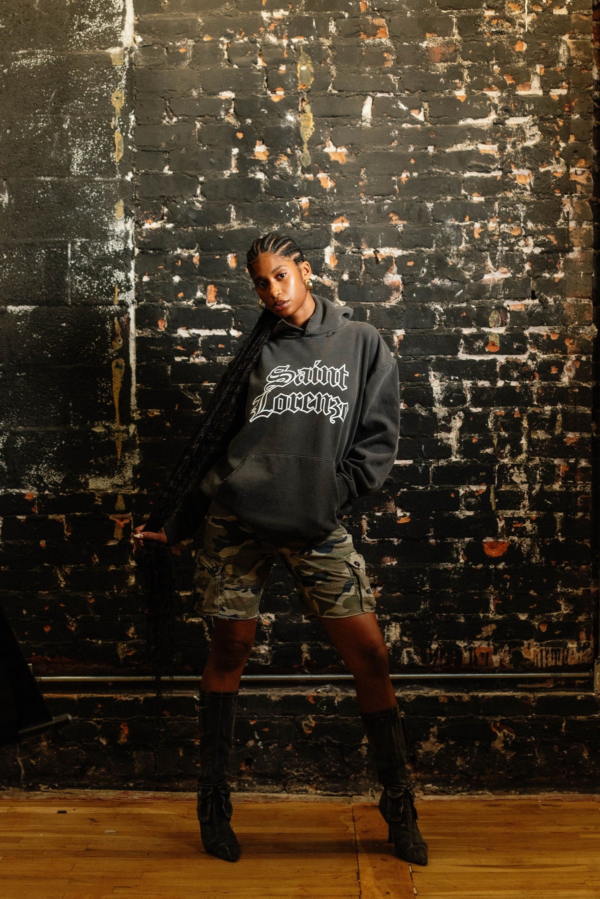 DISTRESSED HOODIE
