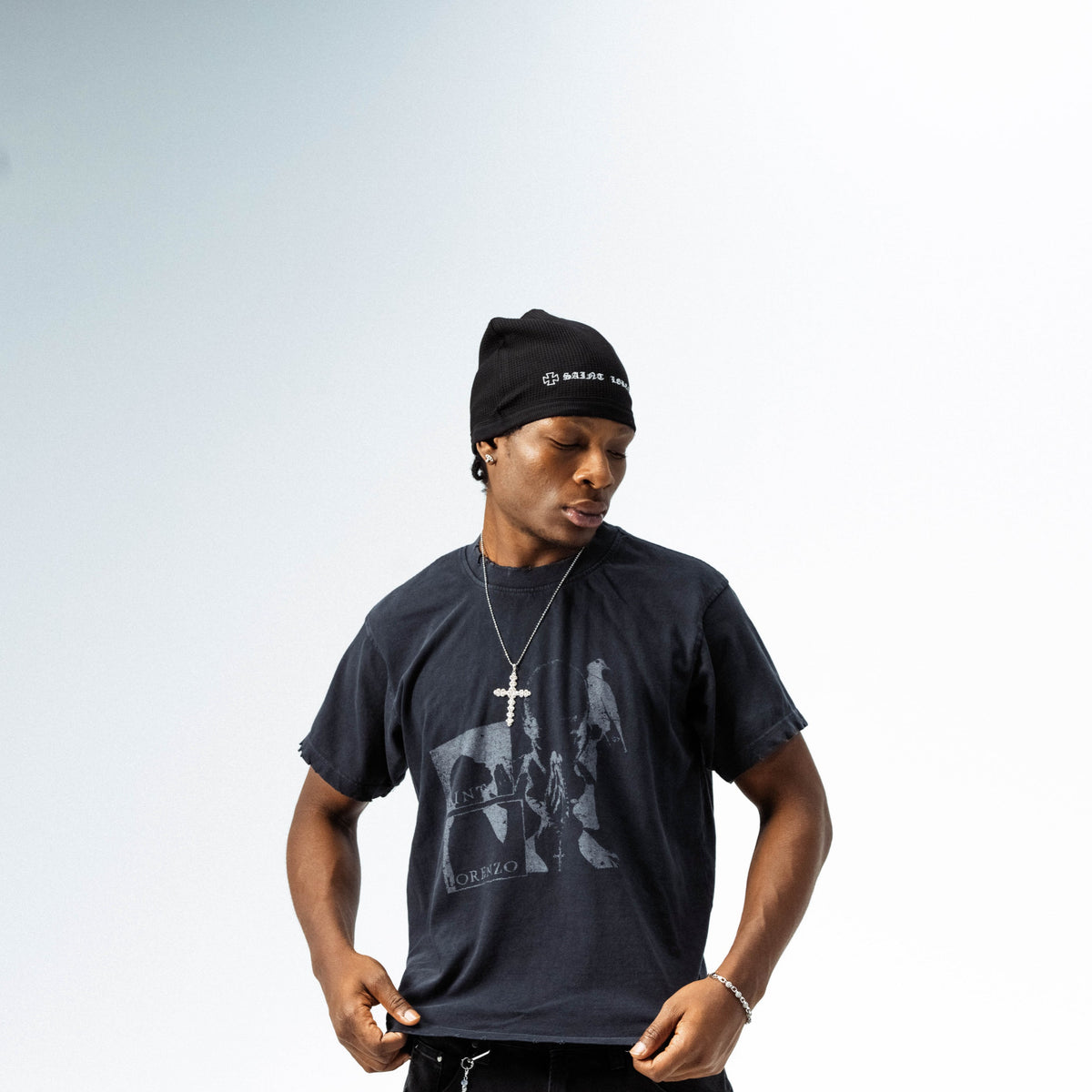 ‘GLORY’ TEE